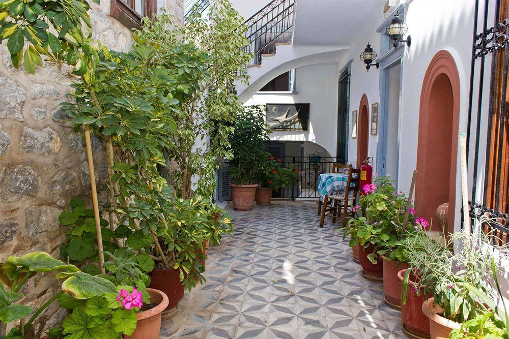 Achilleas Pension Hydra  Luaran gambar