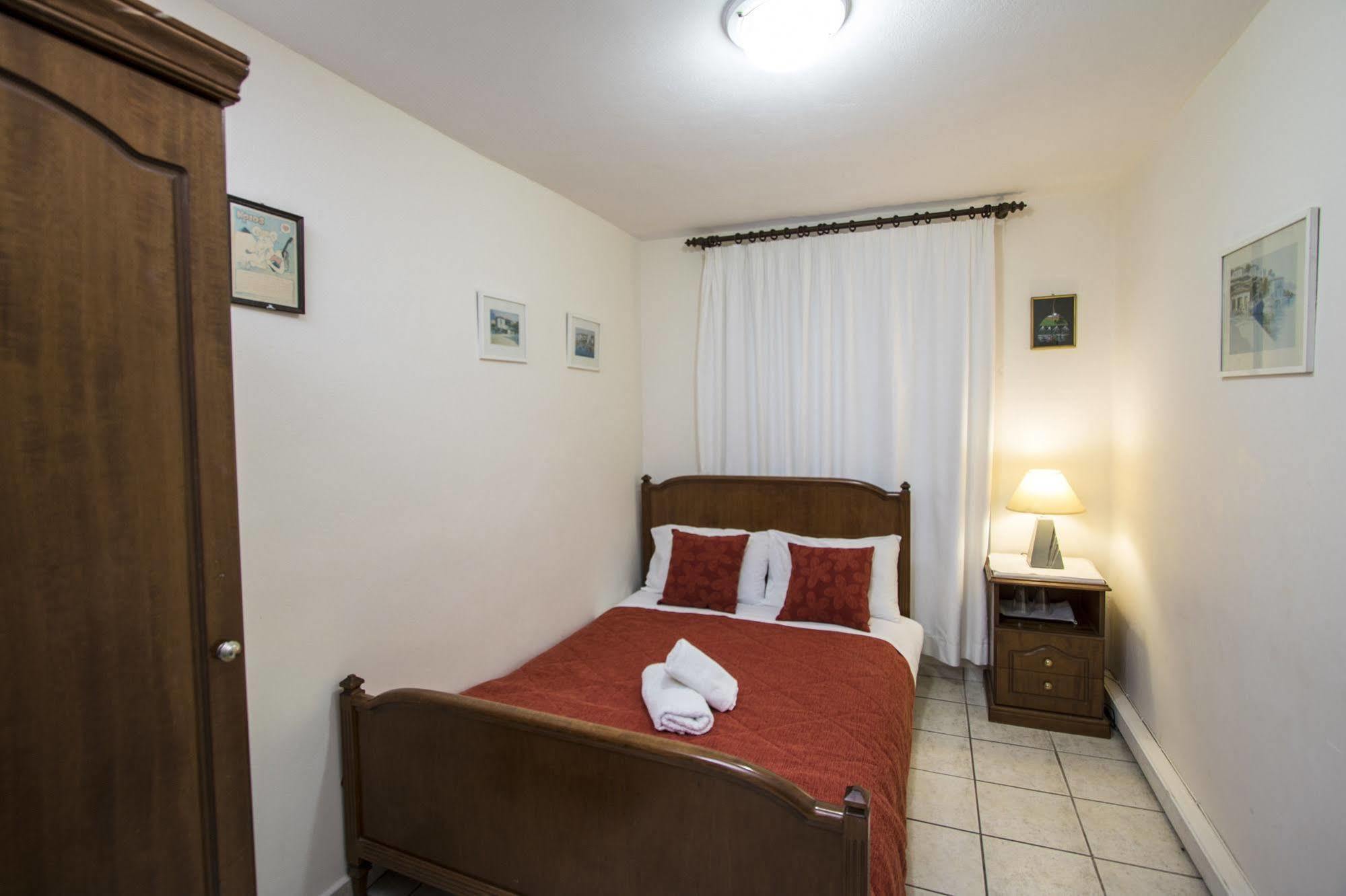 Achilleas Pension Hydra  Luaran gambar